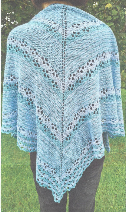image of Triangle Shawl by Anniken Allis