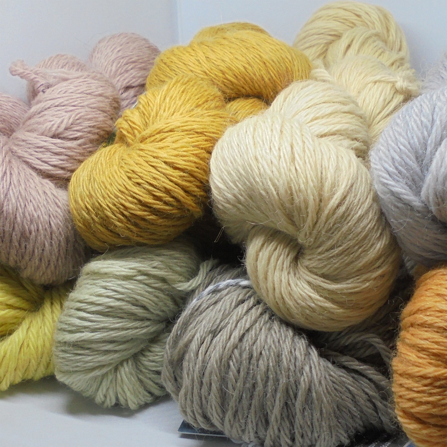 NYS Superfine Alpaca Plant Dyed DK LuckyDip