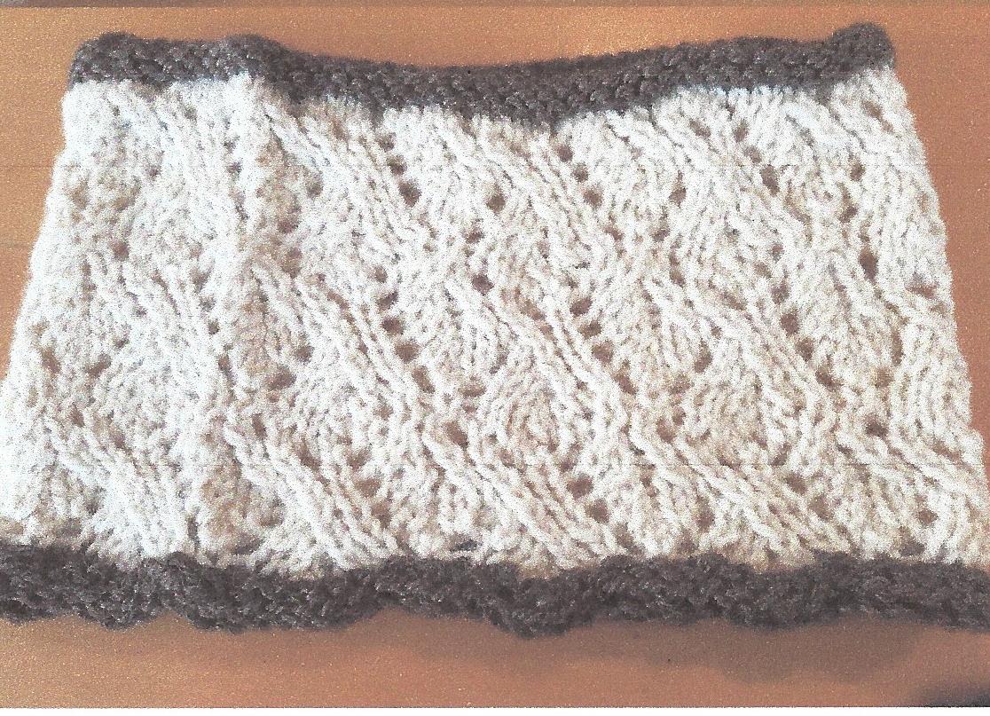 Simple Cowl by Monica Russel
